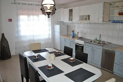 Appartamento a Molat con vista mare