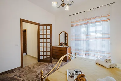 Casa vacanze a Lu Bagnu vicino alla spiaggia