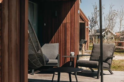 Modernes Tiny House mit Spülmaschine, Strand ...
