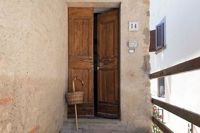 Traditionelles Ferienhaus mit Kamin in Pergin...