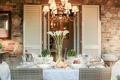 Villa a Lucca vicino Firenze e Pisa