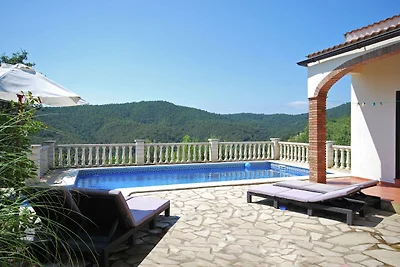 Moderne Villa in Lloret de Mar mit privatem...