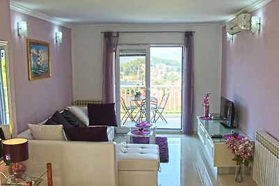 Apartment Siesta - Two-Bedroom Apartment with...