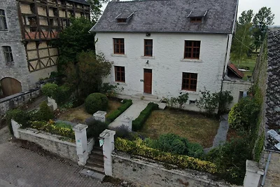 Casa vacanze a Gimnיe con giardino