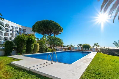 Ferienhaus in Nerja mit Meerblick & Pool