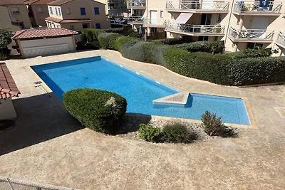 Huis aan het strand met zwembad