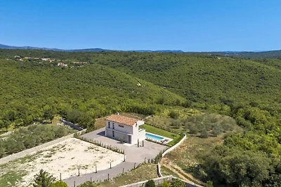 Villa in Labin mit Schwimmbecken