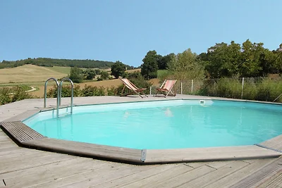 Hübsche Villa mit eigenem Pool in Montadet...