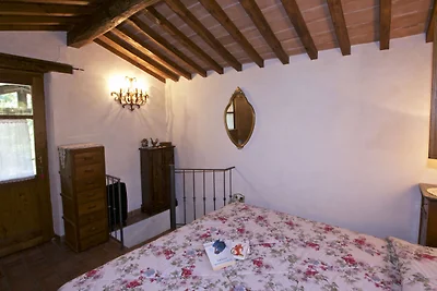 Ferienhaus in Seggiano mit Wald
