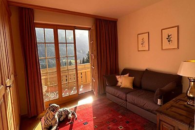 Aangenaam appartement in Gstaad met tuin