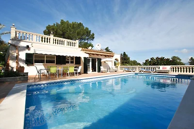 Villa in Alcudia mit Swimmingpool