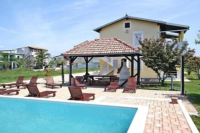 Wohnung in Privlaka nahe Sandstrand