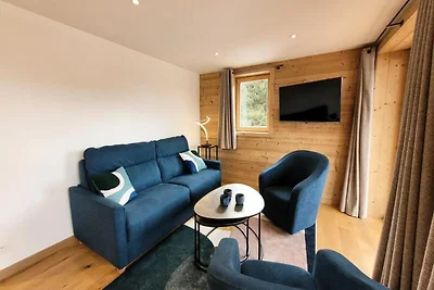 Helle Wohnung mit Terrasse