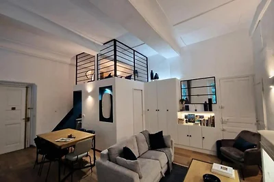 Außergewöhnliche Lage am Hafen von Nizza