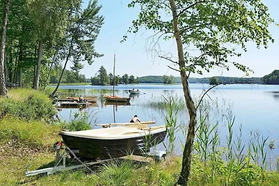 4 persone case ad HÄSTVEDA