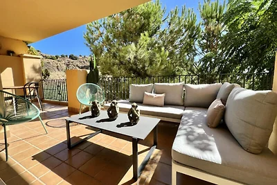 Wohnung in Calahonda mit tropischen Pools