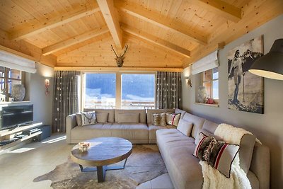 Luxurious chalet with sauna in Königsleiten