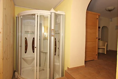 Lussuoso appartamento a Längenfeld con sauna
