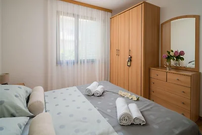 Apartments Tomas - Four Bedroom Apartment wit...