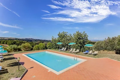 Casa vacanze in Toscana con piscina condivisa