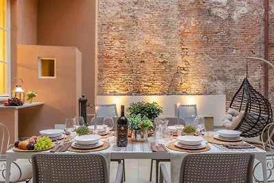 Appartamento a Lucca con cortile privato