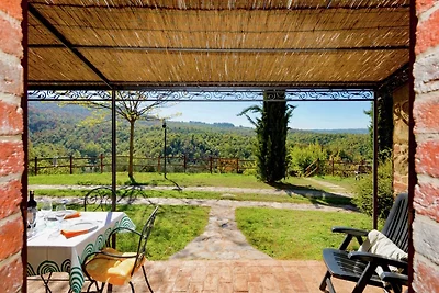 Agriturismo con A/C, terrazza e piscina