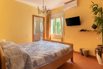 Luxe villa in Vilacolum met privézwembad