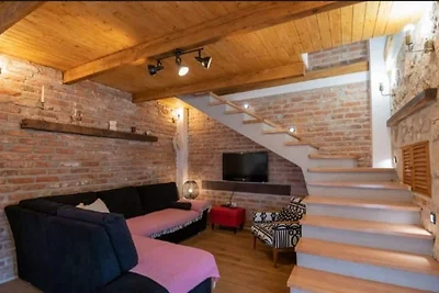 Schönes Ferienhaus mit Schwimmbad