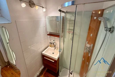 Geräumiger Aufenthalt in den Alpen für 6...