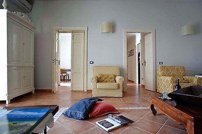Moderna villa a Campanella-gianforma con pisc...