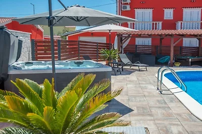 Villa mit 5 Schlafzimmer