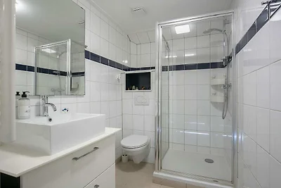 Ferienhaus in Grou mit Whirlpool