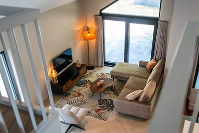 Luxuriöse Ökovilla mit Waldblick für 6...