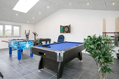 15 Personen Ferienhaus in Hals-By Traum