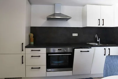 Mountain Vibrant and Timeless Apartment with ...