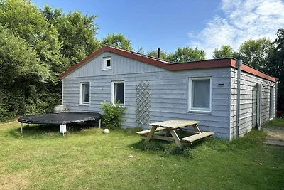 Renovierter Bungalow mit Garten für Familien