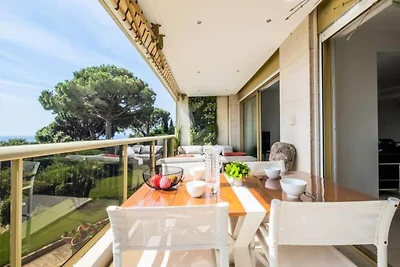 Apartment in Cannes mit Meerblick und Pool