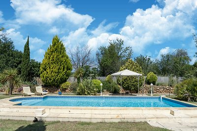 Geräumiges Ferienhaus mit privatem Pool und...