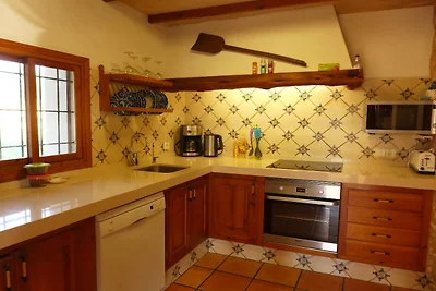 Villa in San Rafael met bubbelbad