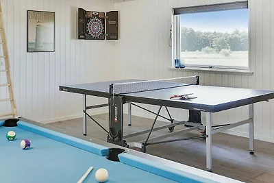 24 Personen Ferienhaus in Stege