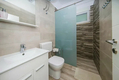 Holiday Home Relax - One Bedroom Holiday Home...