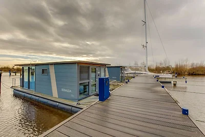 Hausboot in Volendam nahe Fort Edam