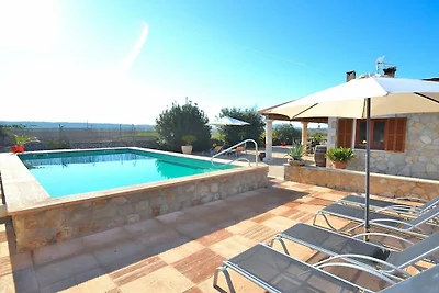 Finca in Ariany mit Schwimmbecken
