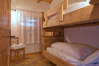 Cottage a Bellamonte con vasca idromassaggio