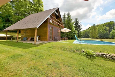 Ferienhaus in Bechyne mit Pool
