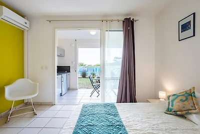 Ferienwohnung am Meer mit Pool