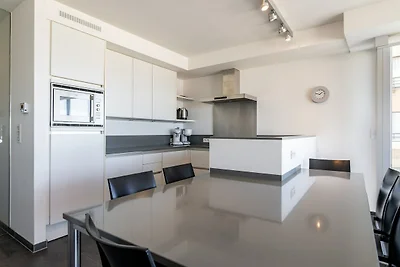 Wohnung an der Küste mit Meerblick