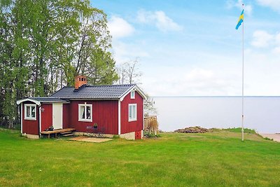 2 person holiday home in FRÄNDEFORS