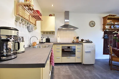 Vintage-Ferienhaus am Veerse-See in...