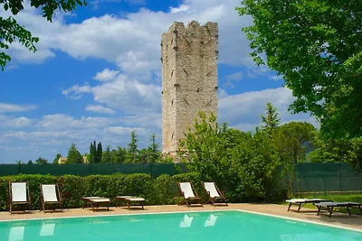 Ferienhaus in Spello mit Pool und Terrasse